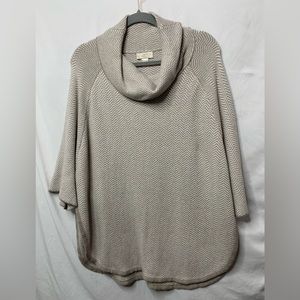 3/$30 Ann Taylor Loft Short Kimono Sleeve Cowl Neck Curved Hem Sweater Size M/L